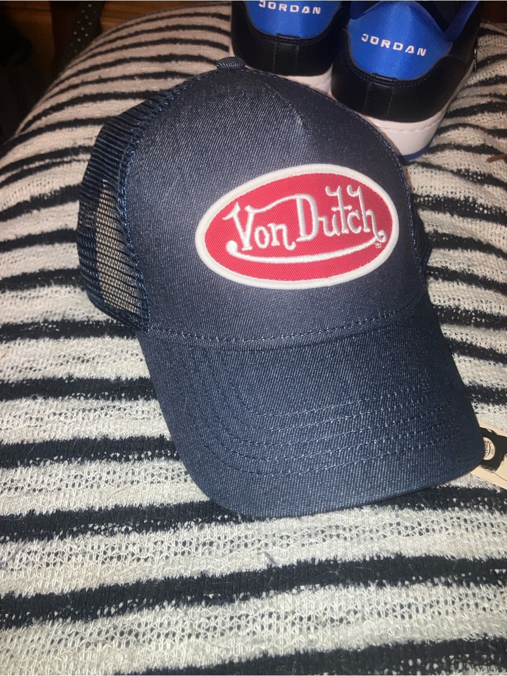 NWT Von Dutch denim trucker hat , blue , adult adjustable